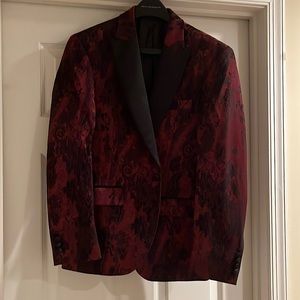 Egara Burgundy Slim Fit Peak Lapel Dinner Jacket, Black Jacquard.36S